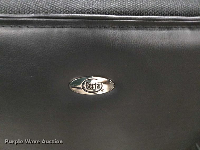 image for item EN3823 (6) chairs