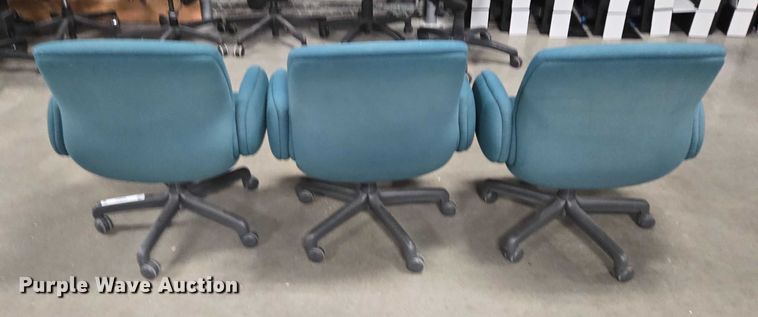 image for item EN3824 (3) chairs