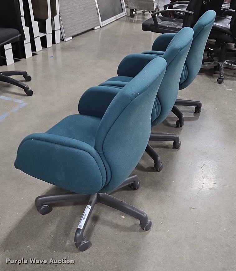 image for item EN3824 (3) chairs