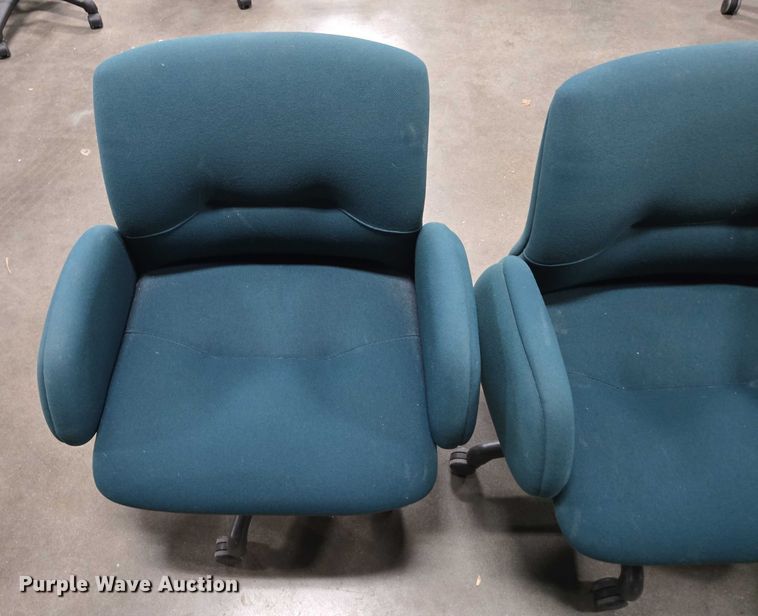 image for item EN3824 (3) chairs