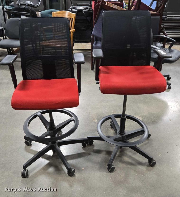 image for item EN3826 (2) chairs