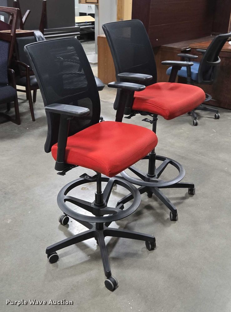 image for item EN3826 (2) chairs