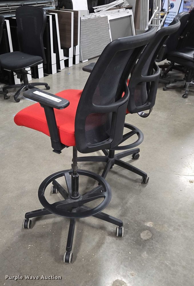 image for item EN3826 (2) chairs