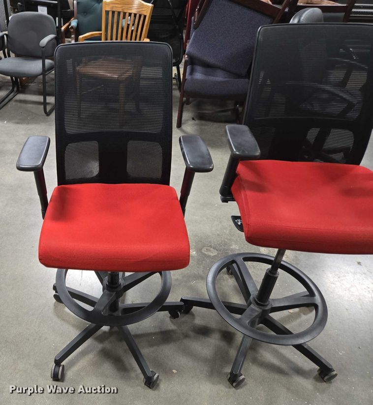 image for item EN3826 (2) chairs