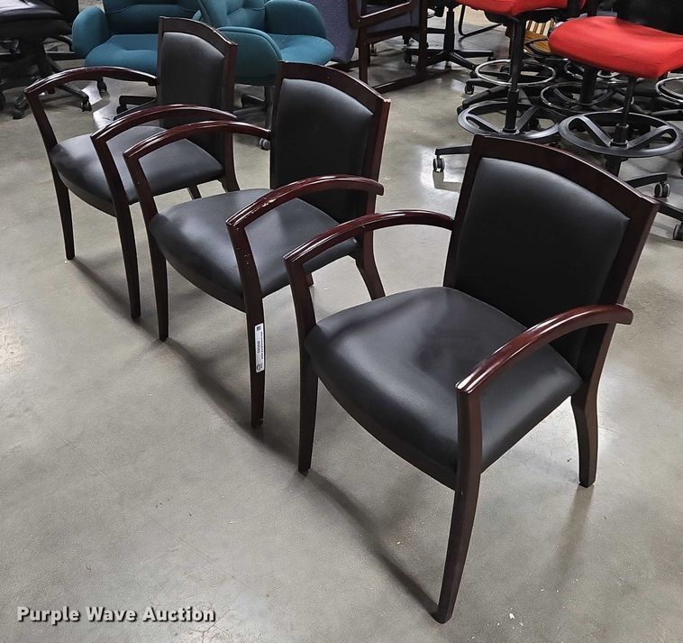 image for item EN3828 (3) chairs