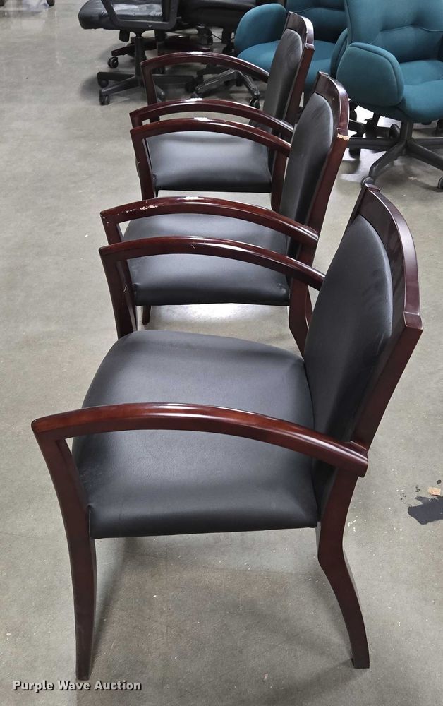 image for item EN3828 (3) chairs