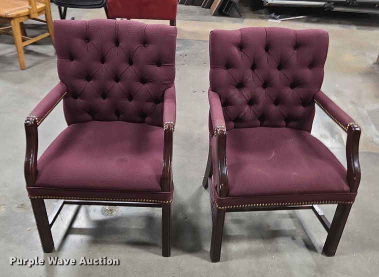 image for item EN3830 (2) chairs