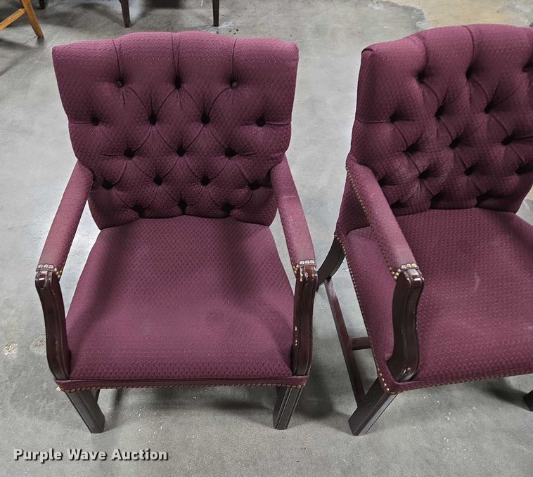 image for item EN3830 (2) chairs