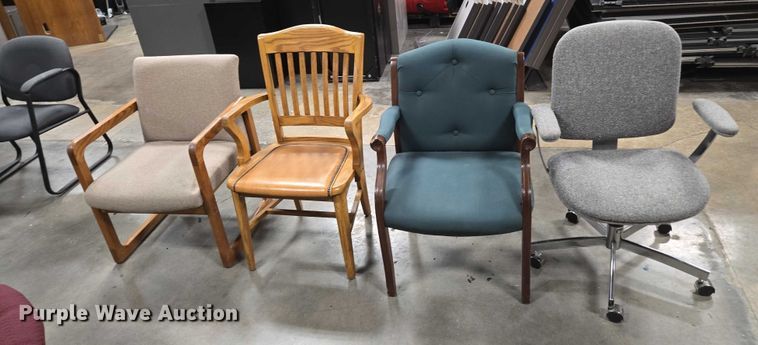 image for item EN3833 (4) chairs