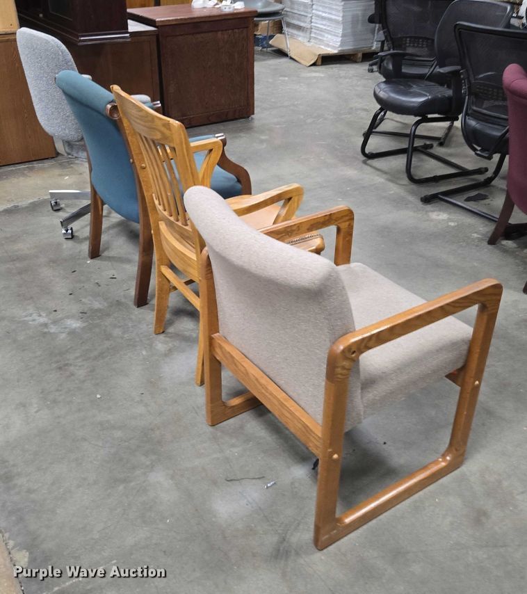 image for item EN3833 (4) chairs