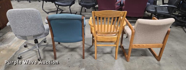 image for item EN3833 (4) chairs