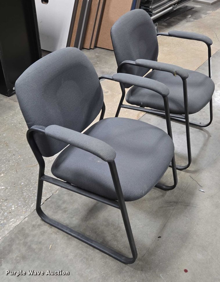 image for item EN3834 (2) chairs