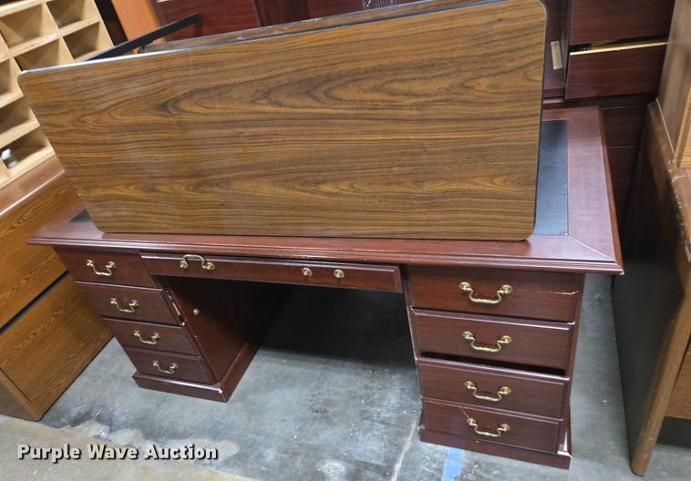 image for item EN3835 Furniture