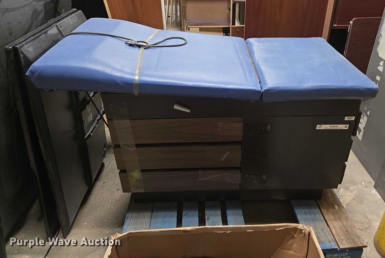 image for item EN3848 Furniture