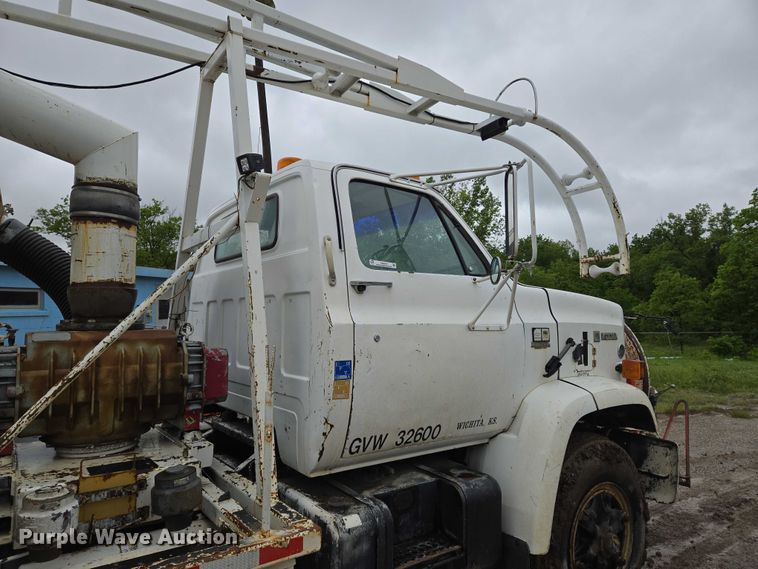 image for item EN8016 1986 Chevrolet 70 sewer jetter truck