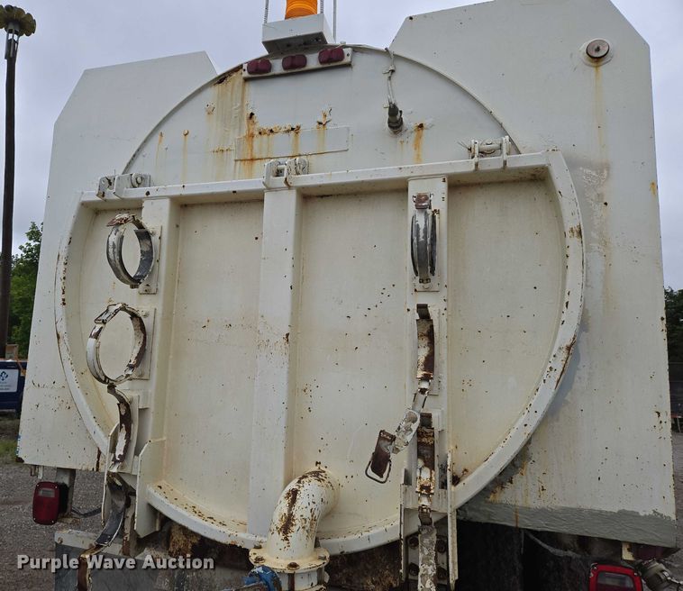 image for item EN8016 1986 Chevrolet 70 sewer jetter truck