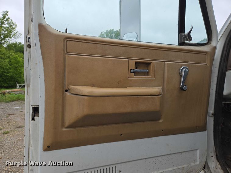 image for item EN8016 1986 Chevrolet 70 sewer jetter truck