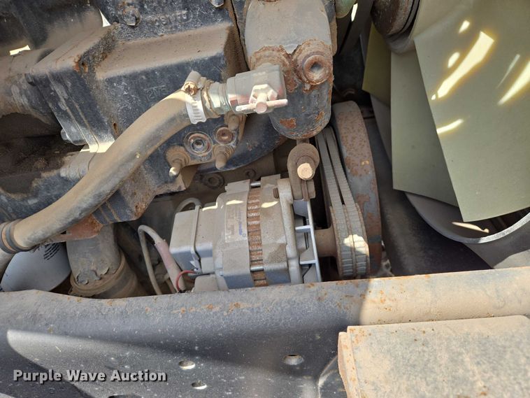 image for item EN8031 1996 Freightliner FLD semi truck