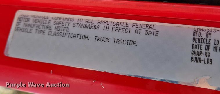 image for item EN8031 1996 Freightliner FLD semi truck