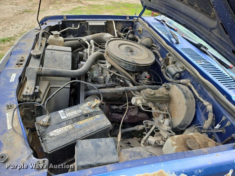 image for item EN8052 1996 Dodge Dakota pickup truck