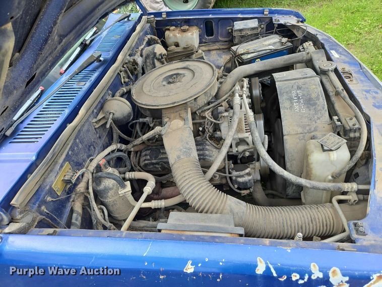 image for item EN8052 1996 Dodge Dakota pickup truck