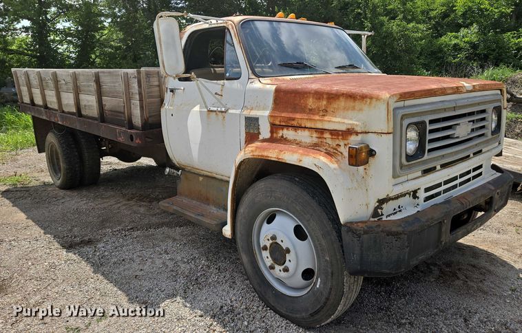 image for item EN8053 1973 Chevrolet C60 dump flatbed truck