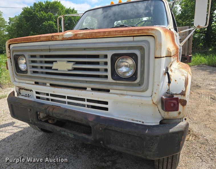 image for item EN8053 1973 Chevrolet C60 dump flatbed truck