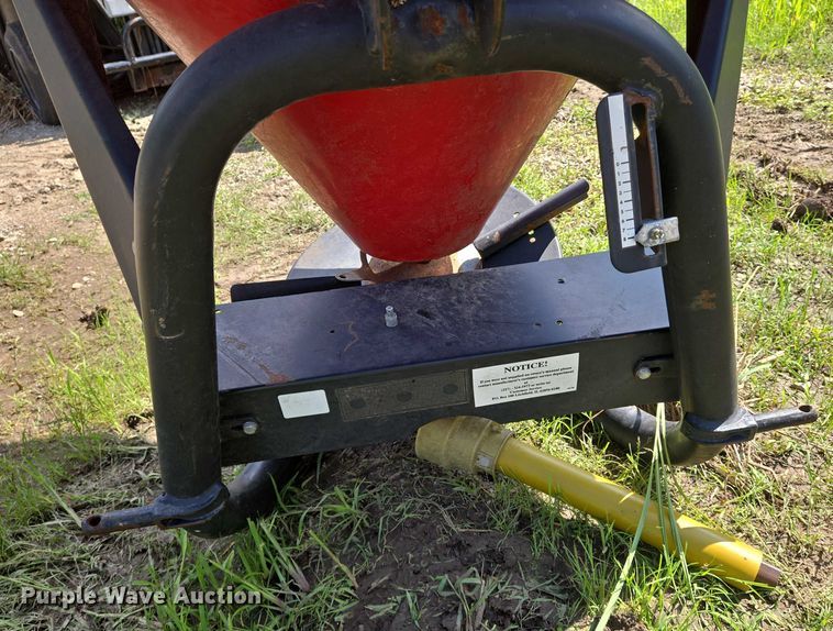 image for item EN8055 Farm Star 250 spreader 