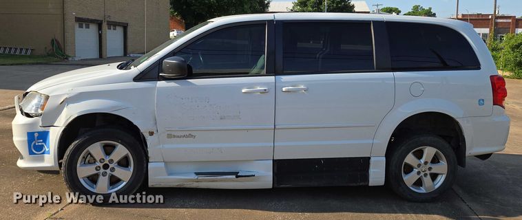 image for item EN8057 2017 Dodge Grand Caravan handicap accessible van