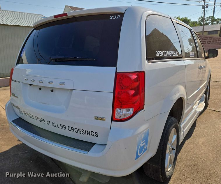 image for item EN8057 2017 Dodge Grand Caravan handicap accessible van