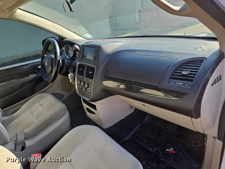 image for item EN8057 2017 Dodge Grand Caravan handicap accessible van