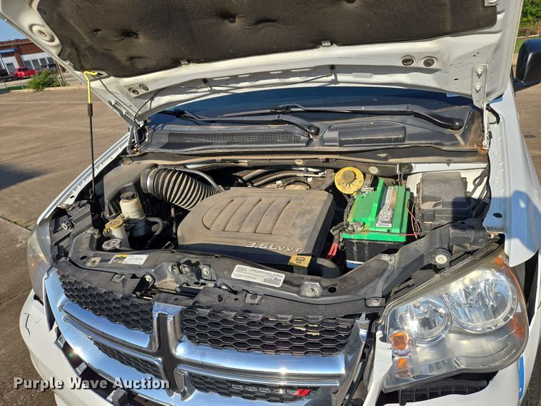 image for item EN8057 2017 Dodge Grand Caravan handicap accessible van