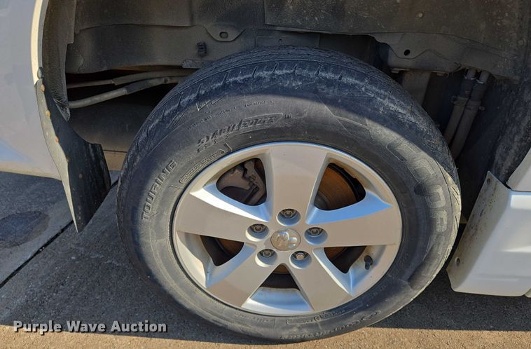 image for item EN8057 2017 Dodge Grand Caravan handicap accessible van