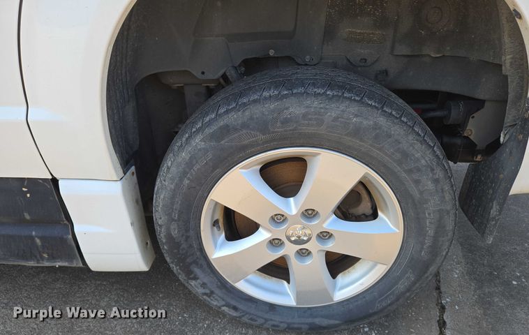 image for item EN8057 2017 Dodge Grand Caravan handicap accessible van