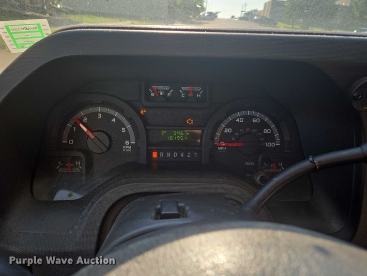 image for item EN8058 2016 Ford E450 shuttle bus