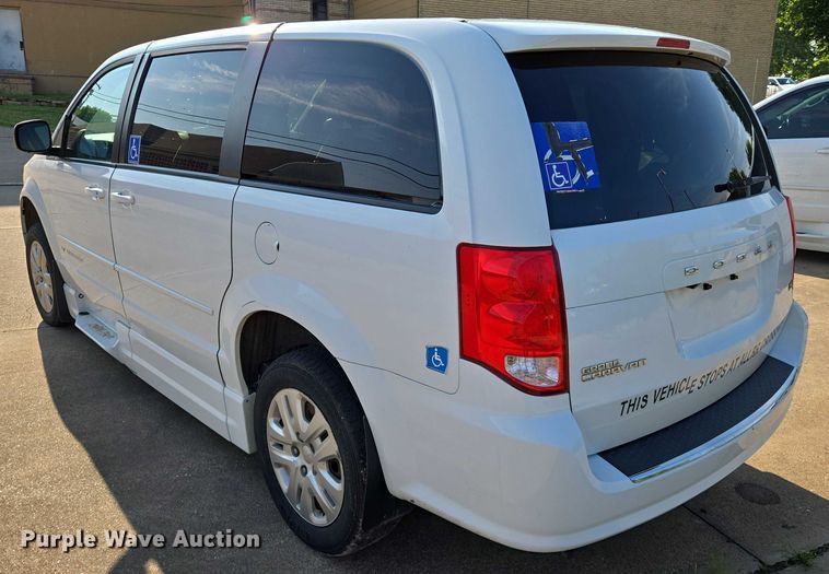 image for item EN8059 2017 Dodge Grand Caravan handicap accessible van