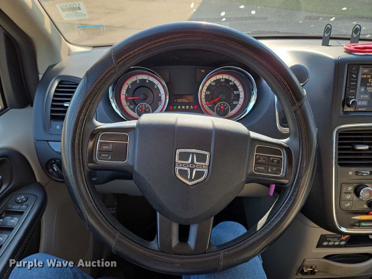image for item EN8059 2017 Dodge Grand Caravan handicap accessible van