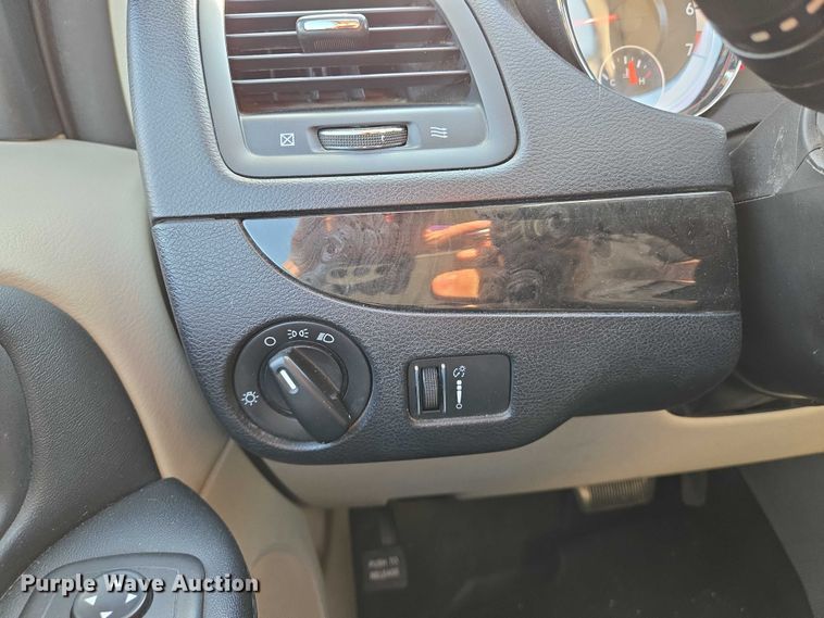 image for item EN8059 2017 Dodge Grand Caravan handicap accessible van