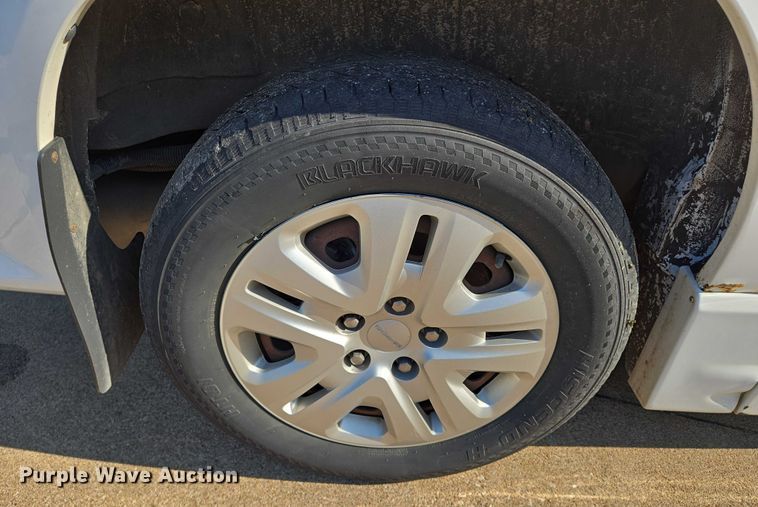 image for item EN8059 2017 Dodge Grand Caravan handicap accessible van