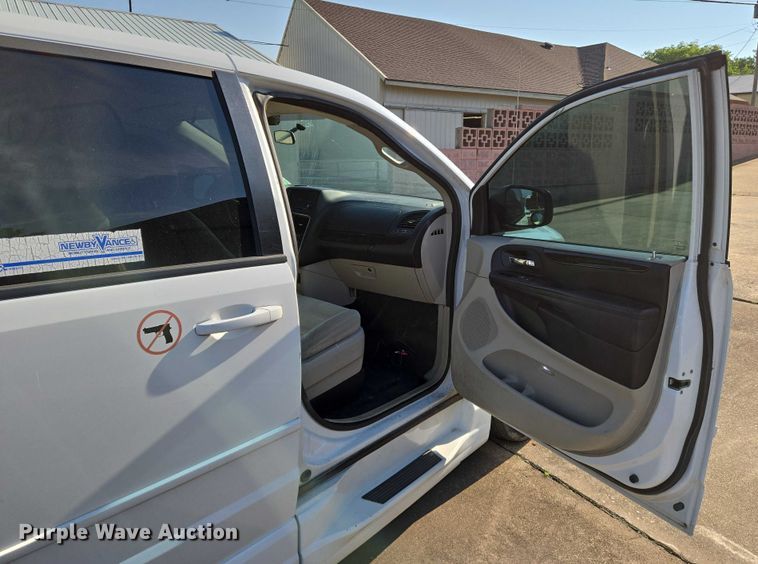 image for item EN8061 2017 Dodge Grand Caravan handicap accessible van