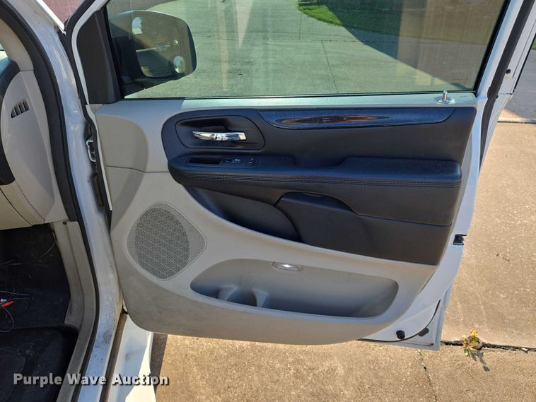 image for item EN8061 2017 Dodge Grand Caravan handicap accessible van