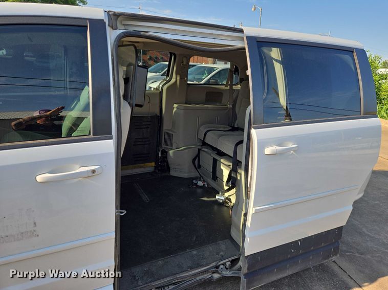 image for item EN8061 2017 Dodge Grand Caravan handicap accessible van