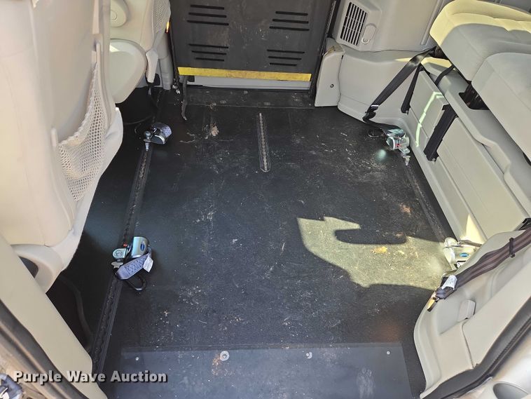 image for item EN8061 2017 Dodge Grand Caravan handicap accessible van