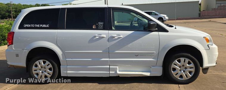 image for item EN8062 2017 Dodge Grand Caravan handicap accessible van