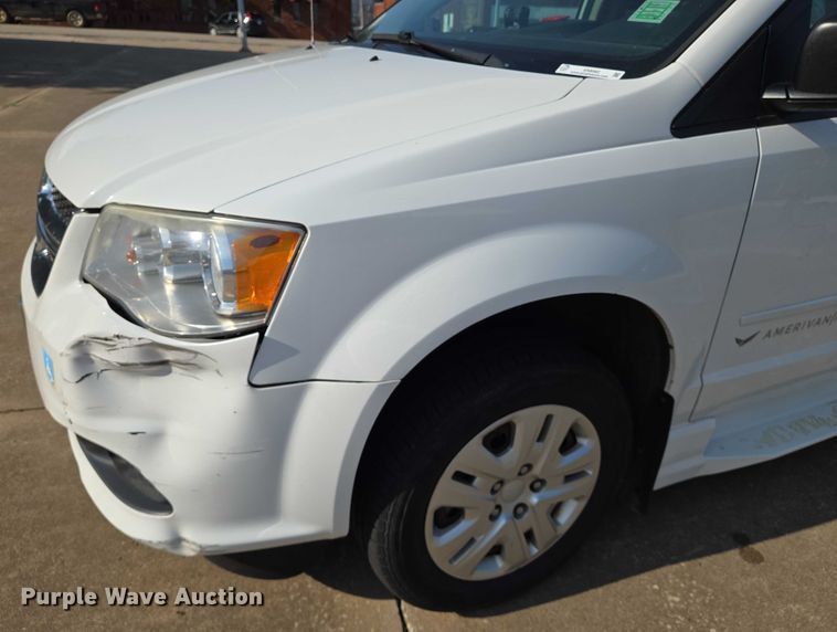 image for item EN8062 2017 Dodge Grand Caravan handicap accessible van
