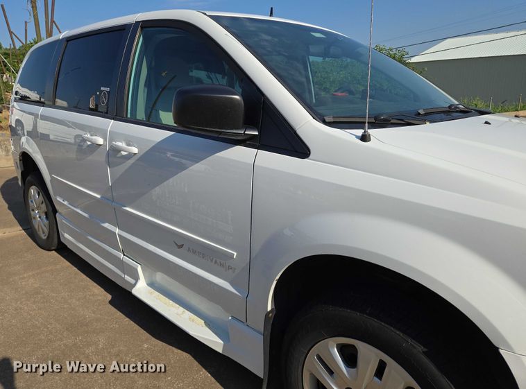 image for item EN8062 2017 Dodge Grand Caravan handicap accessible van