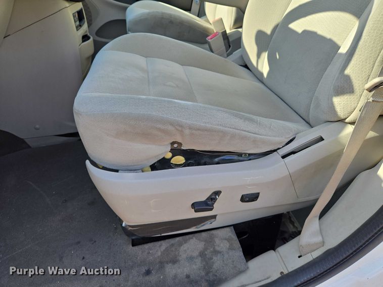 image for item EN8062 2017 Dodge Grand Caravan handicap accessible van