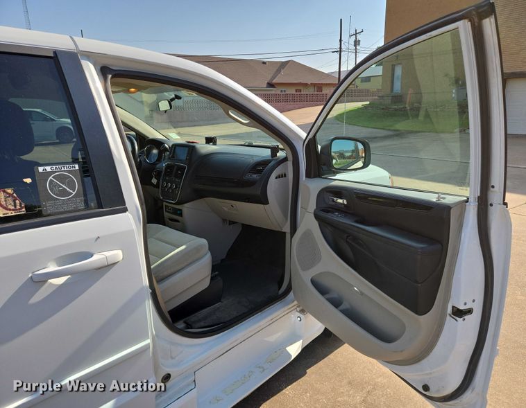 image for item EN8062 2017 Dodge Grand Caravan handicap accessible van