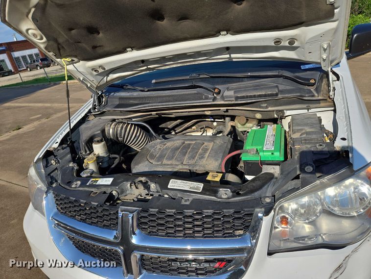 image for item EN8062 2017 Dodge Grand Caravan handicap accessible van