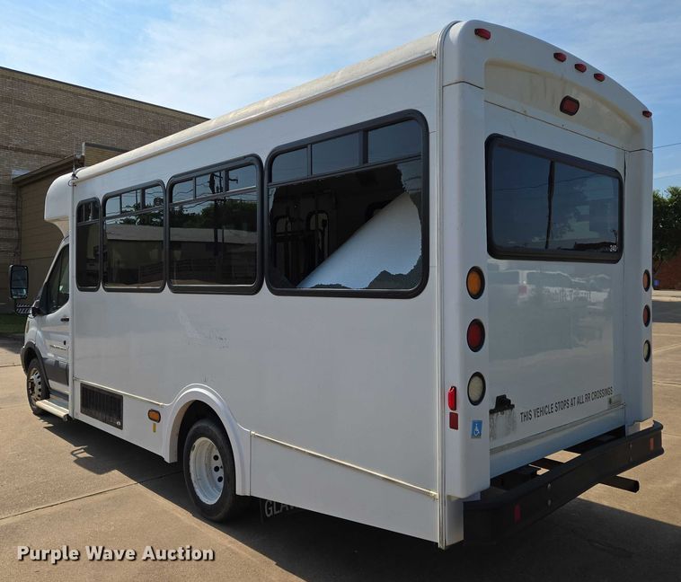 image for item EN8064 2018 Ford Transit 350 shuttle bus